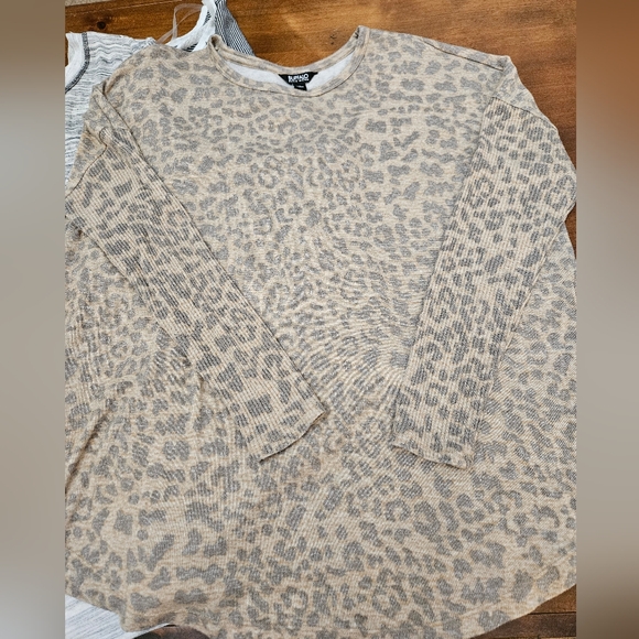 Longsleeve bundle - Picture 2 of 9